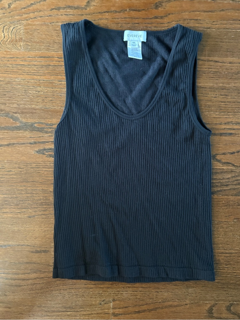 Evereve Black Ribbed Scoop Tank Top